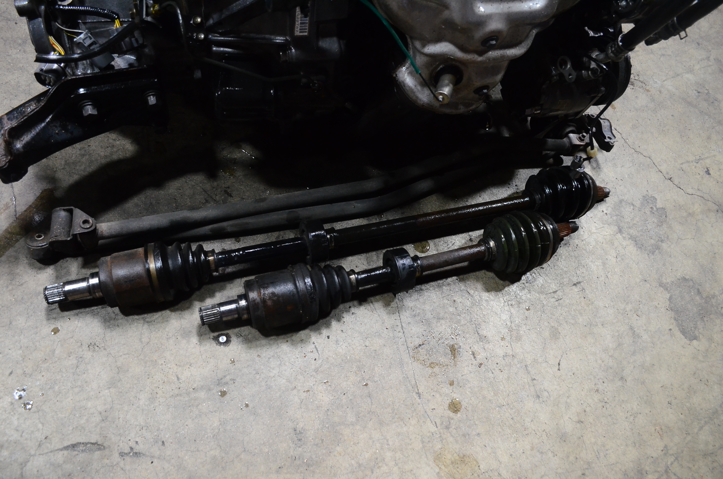 JDM 96-00 Honda ZC Sohc Non VTEC Engine and 5 Speed Transmission